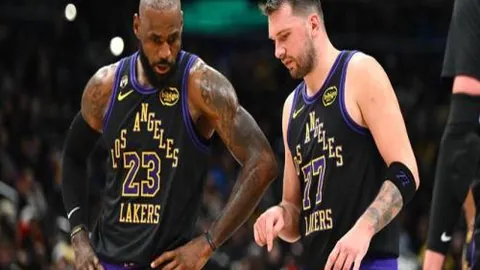 符妤名香港剑击公开赛夺冠：国际赛缺席，男重选手境遇两极